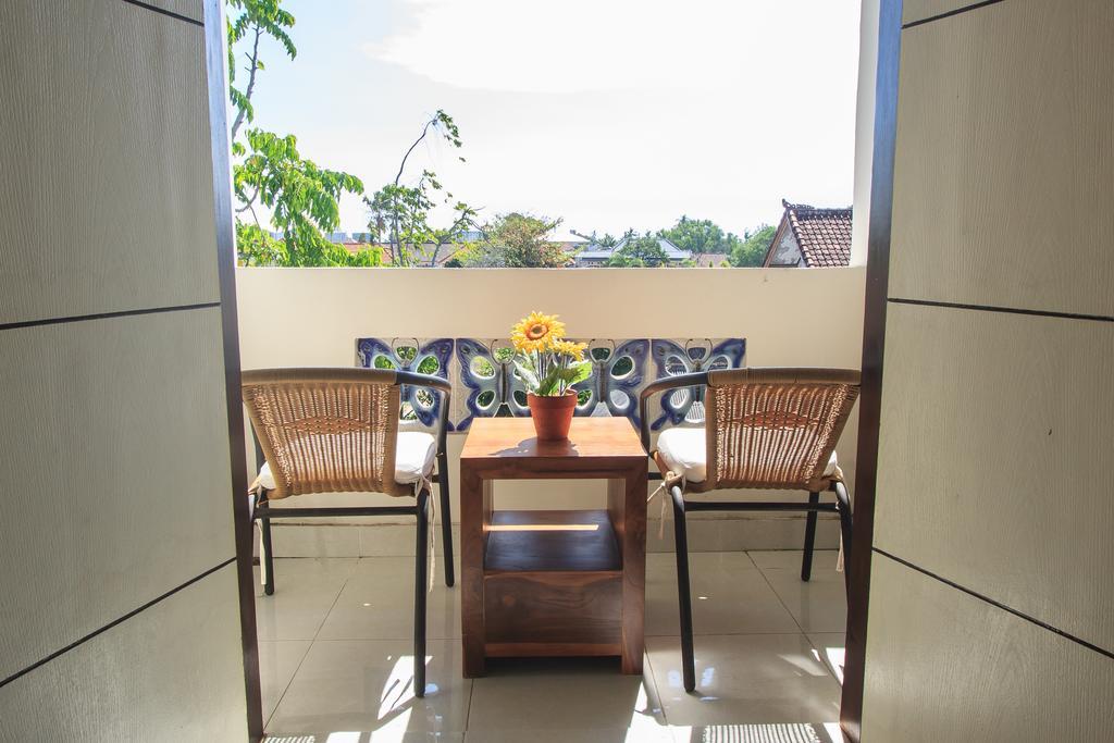 Ivanka Airport Inn Kuta Lombok Extérieur photo