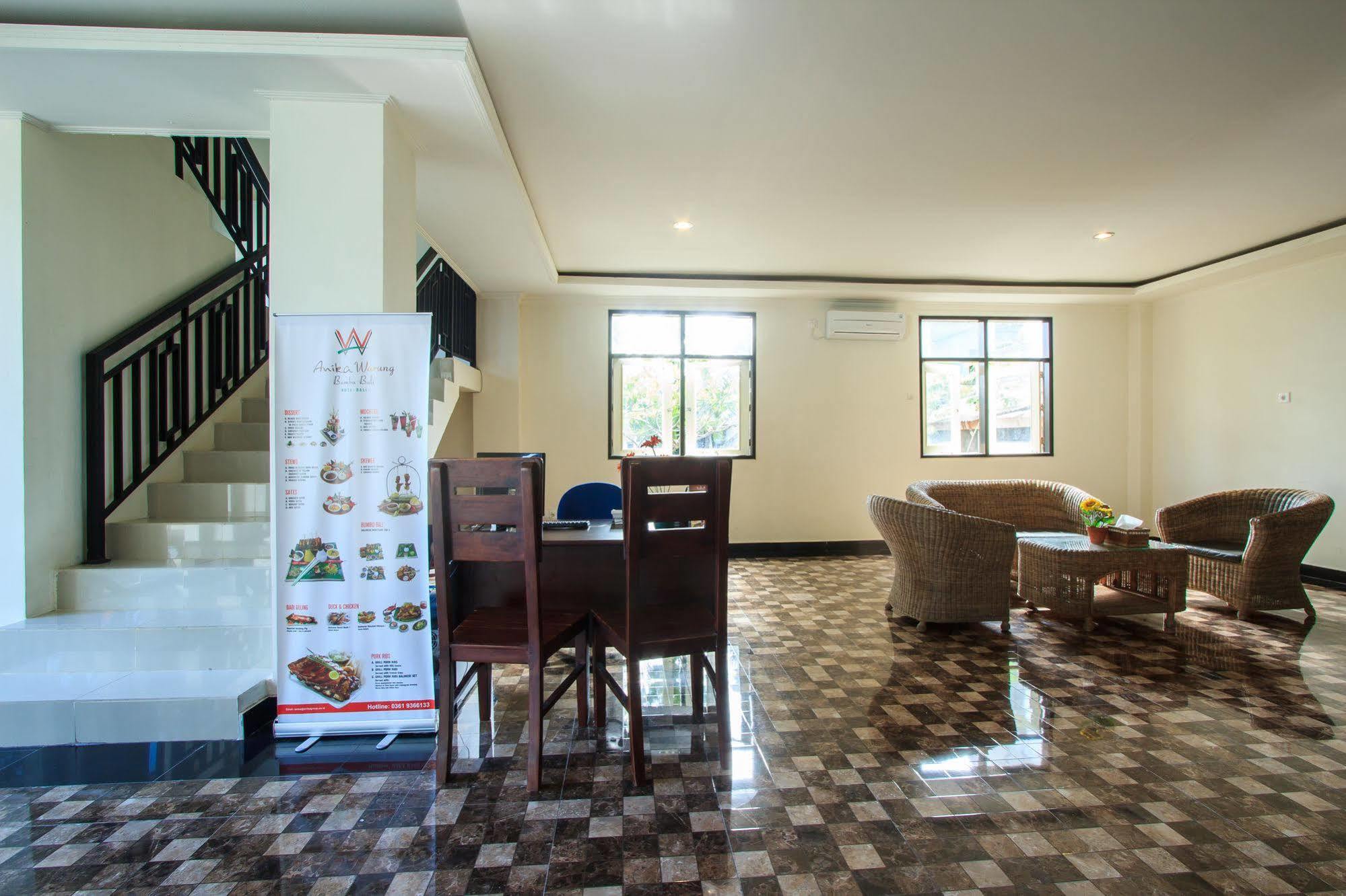 Ivanka Airport Inn Kuta Lombok Extérieur photo